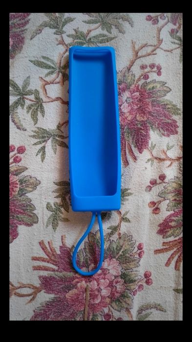 Capa para protecção de comando