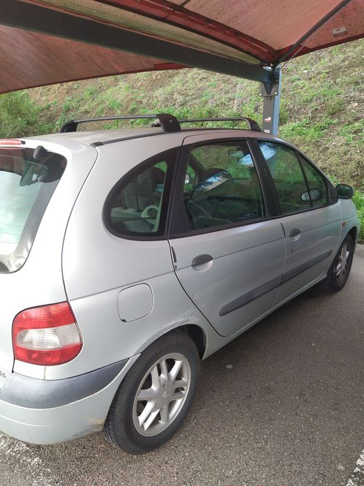 Renault Megane Scenic DCI 1.9 diesel