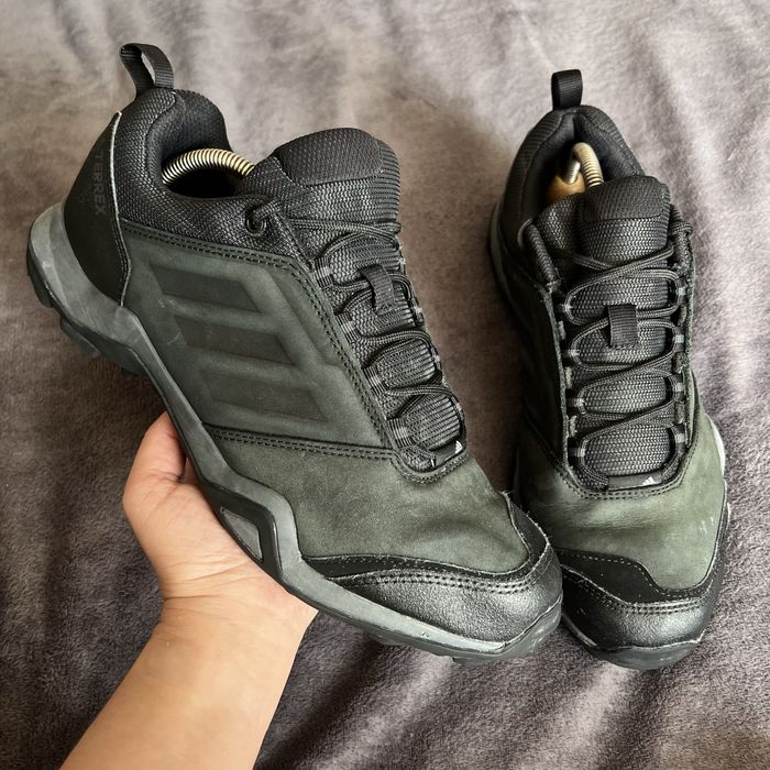 Чоловічі кросівки Adidas Terrex. P. 44.