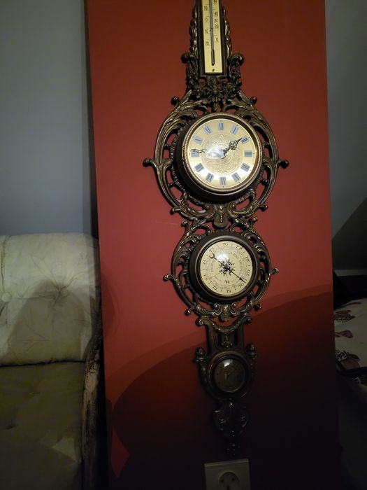 Sprzedam piękny wiszący zegar - 800 zł