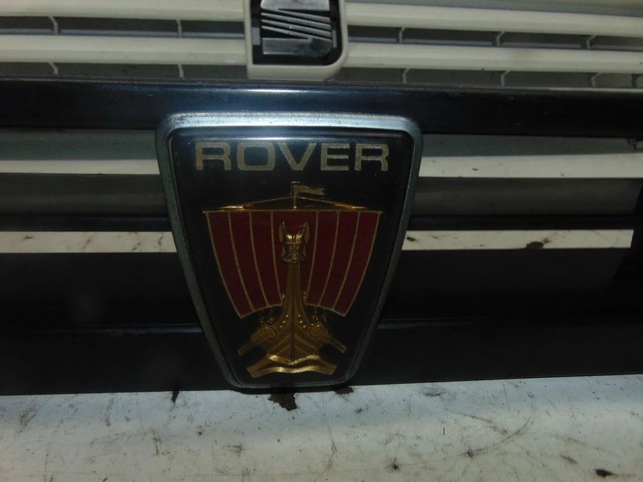 Seat Ibiza/Rover 213grelha " usado em bom estado