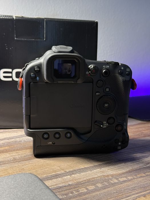 Canon R3 Corpo Pouco uso