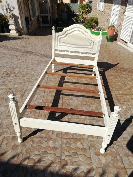 Cama Espectacular Branco Rústico de Adulto 2 metros