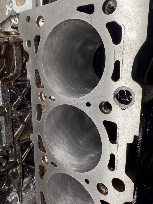 Блок двигун Мерседес Спрінтер Вито Ом611 646 2.2 612 647 2.7 602 2.9