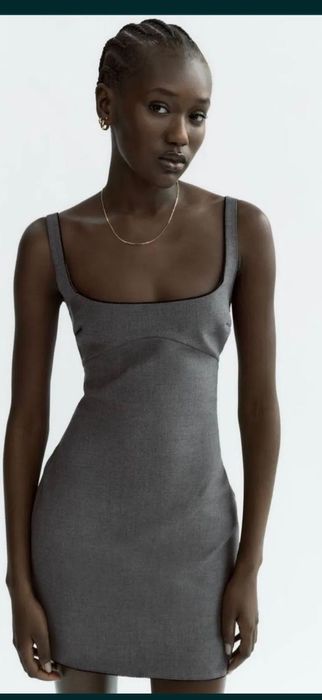 Сіре плаття Zara