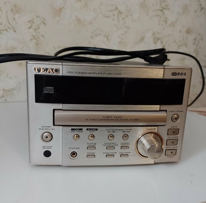 TEAC Sharp тюнер і CD