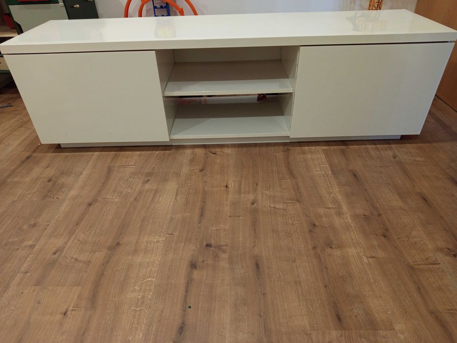 Móvel de TV como novo