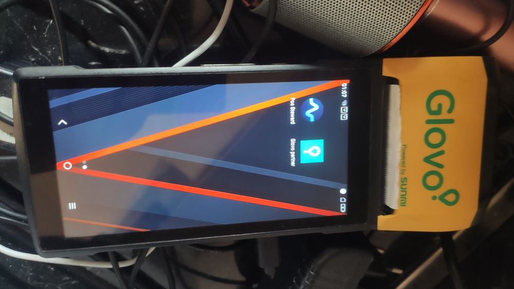 Terminal Glovo do przyjmowania zamówień