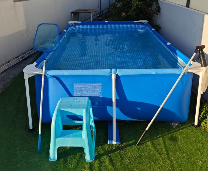 Piscina retangular de 3 metros com acessórios