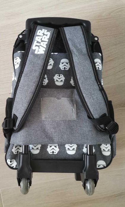 Рюкзак на колесах