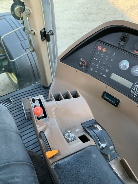 Продам трактор джон дір