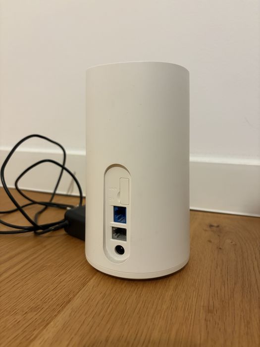 Router Huawei B528s-23a