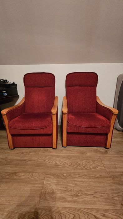 Fotel z podnóżkiem