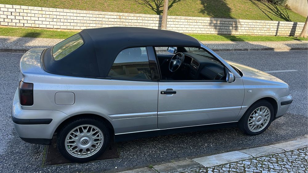 GOLF Cabrio IV 1.6    31.000kms