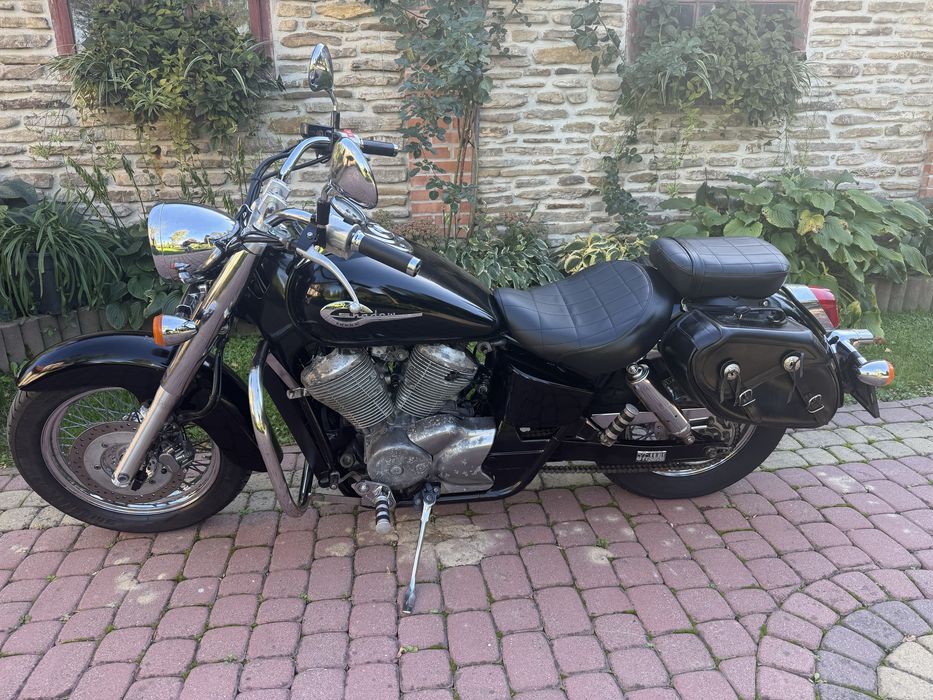 Honda Shadow VT750 C2