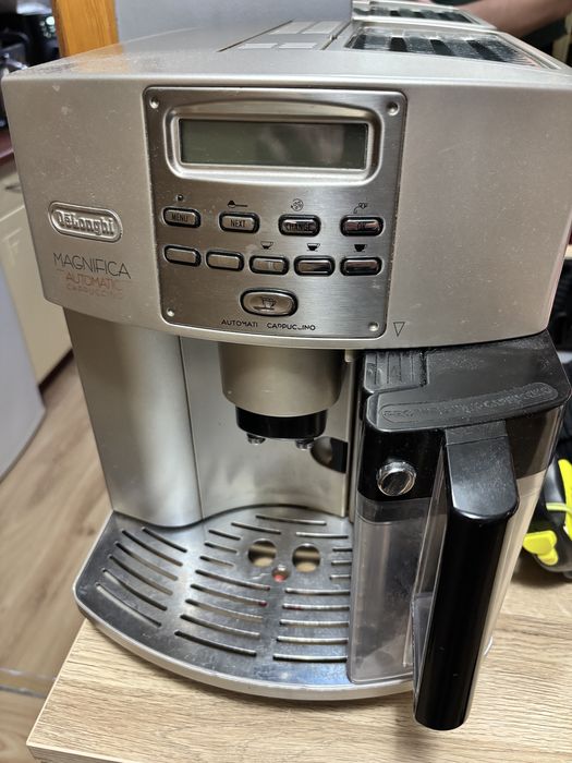Delonghi Magnifica Cappuccino