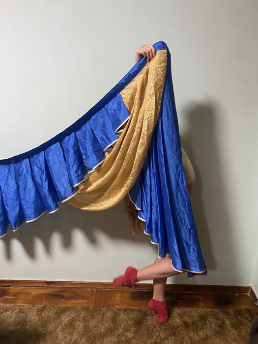 Ламбрекен на вікно