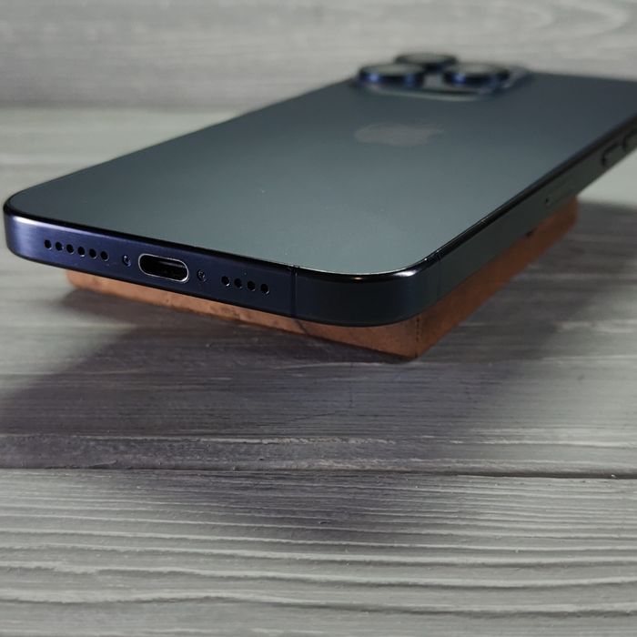 iPhone 15 Pro Max 256 GB Blue Titanium