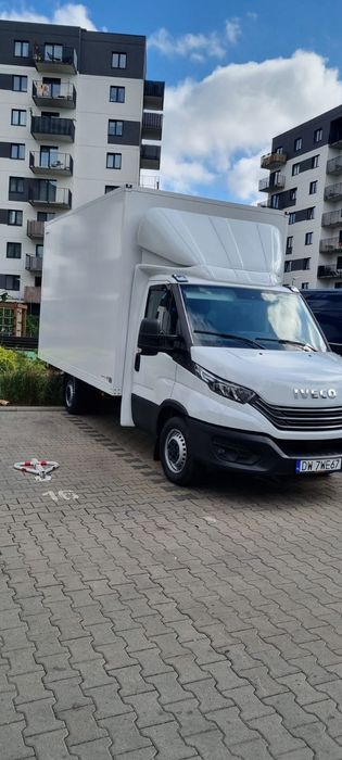 Wynajem Samochodu wypożyczalnia samochodów Kontener winda + kierowca