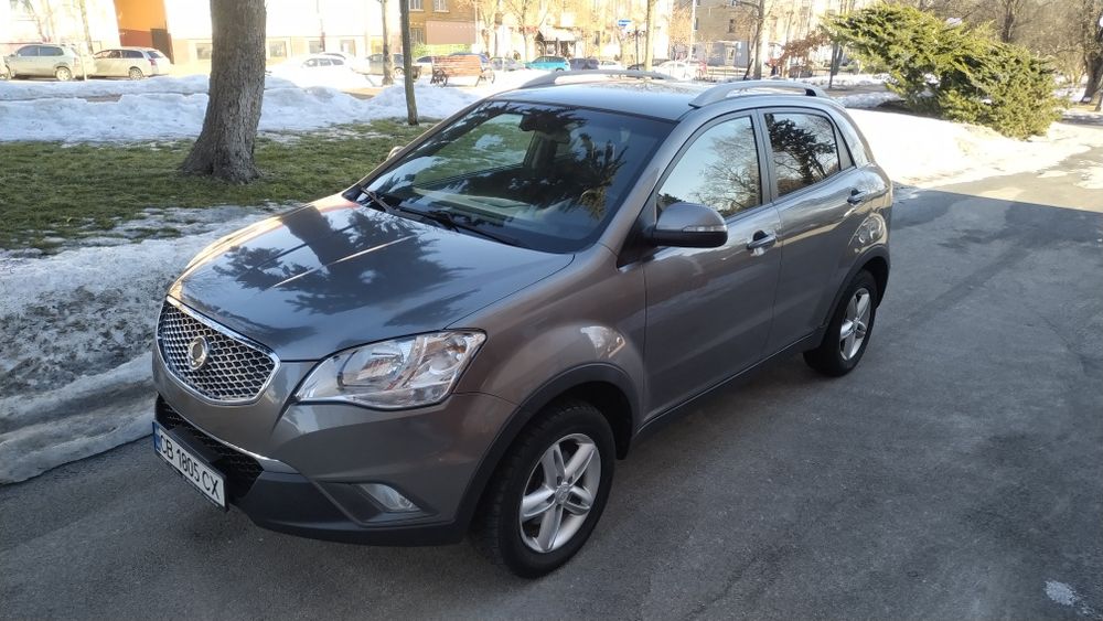 Автомобіль Санйонг Корандо