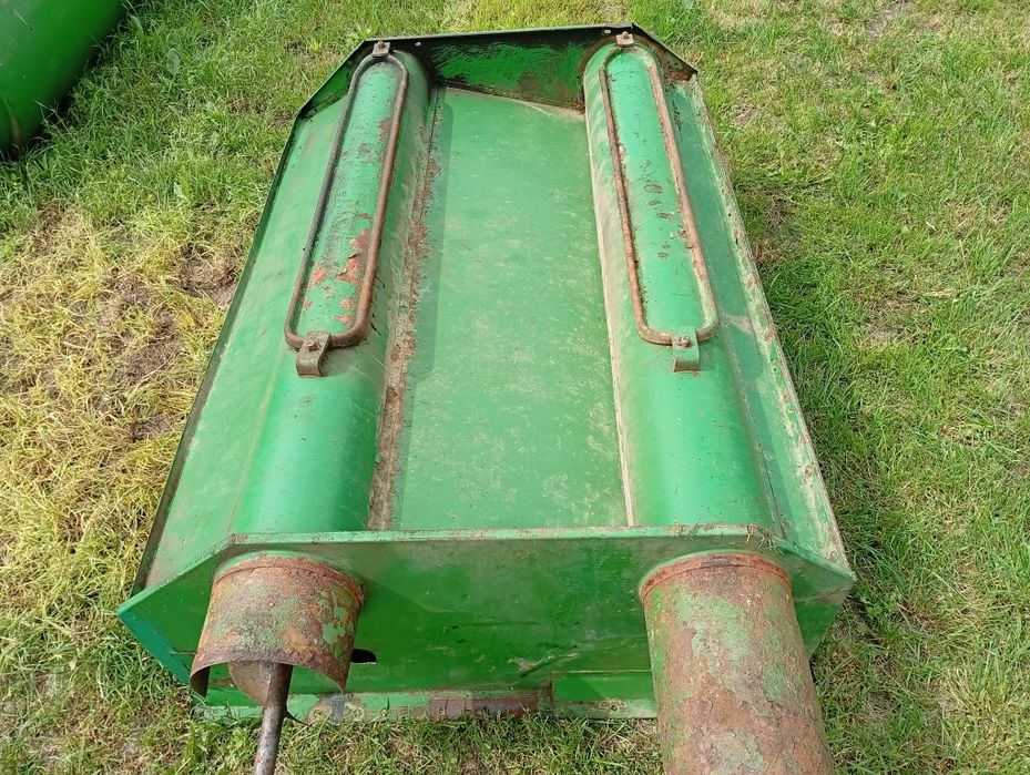 Kosz przyjęciowy ze żmijkami John Deere 970,975,1072,1075