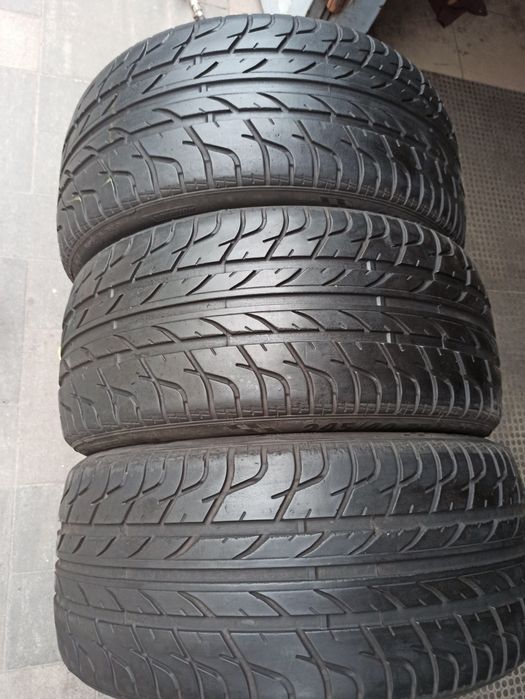 Летняя резина ПАРА 245/40 R18 Taurus  Summer