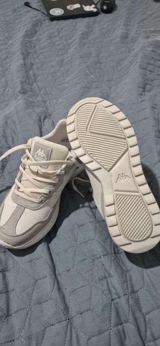 Kappa Selecto MD кросівки шкіряні 37 розмір ідеальний стан
1 100 ₴