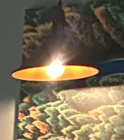 Стол в идеальном состоянии