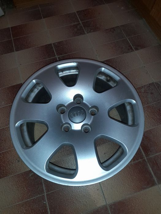 4 jantes 15 de audi como novas