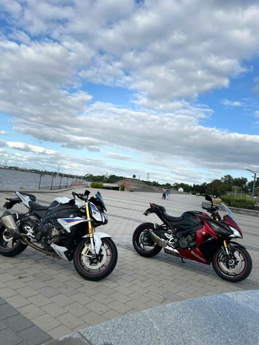 Suzuki gsx s 1000f