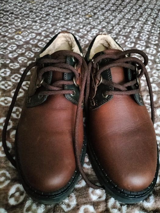 Продам нові Туфлі на хутрі 40 розмір.700гр.