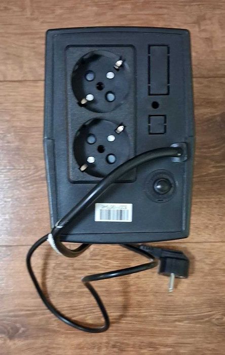 Пристрій безперебійного живлення Vinga VPE-600P, відправляю накладним