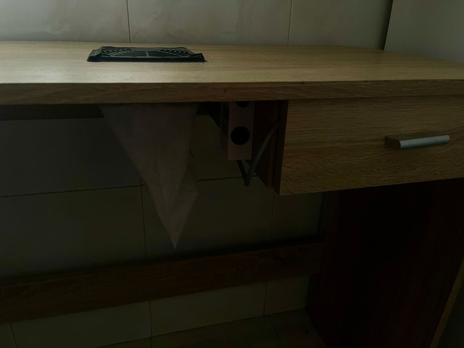Mesa manicure com aspircao