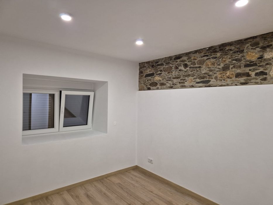 Arrendo Vivenda Nova Isolada T4