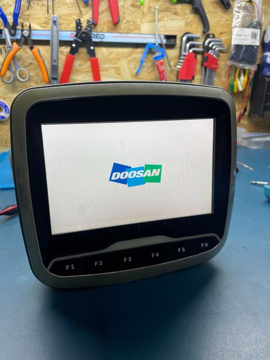 !! Monitor DOOSAN / Wyświetlacz / Panel LCD !!