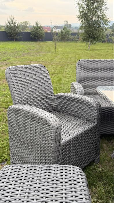 Продам терасні меблі з ротангу