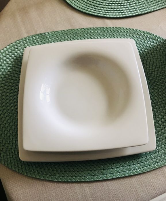 Conjunto pratos novos Loja do Gato Preto