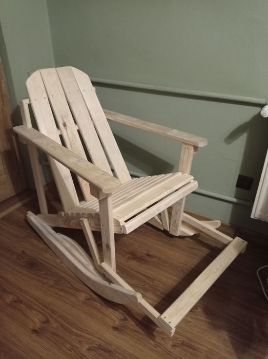 Fotel bujany heblowany