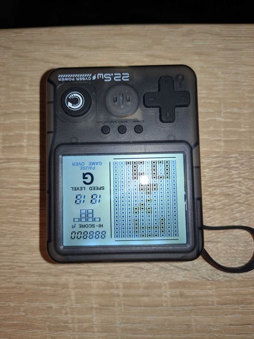 Power bank 10000mah z wbudowaną grą Brick Game