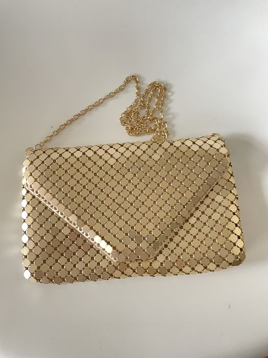 Clutch Dourada