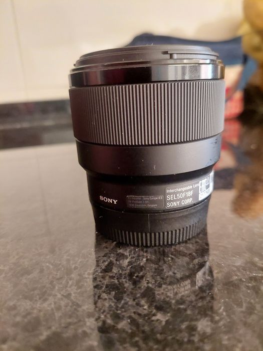 Lente sony sel50f18f