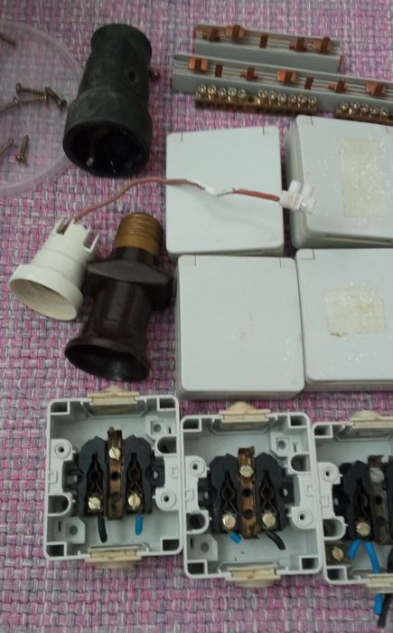 Material eléctrico Efapel