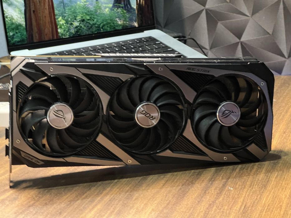 Відеокарта 3060ti 8gb Asus strix