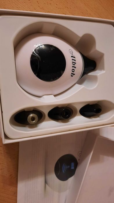 Urządzenie do usuwania wągrów i zaskórników ALBLOB