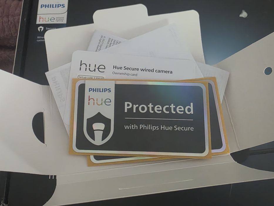 Philips Hue Secure Wired Desktop Camera Full HD 1080p