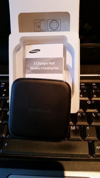 Sprzedam bezprzewodowa ładowarke firmy  Samsunga