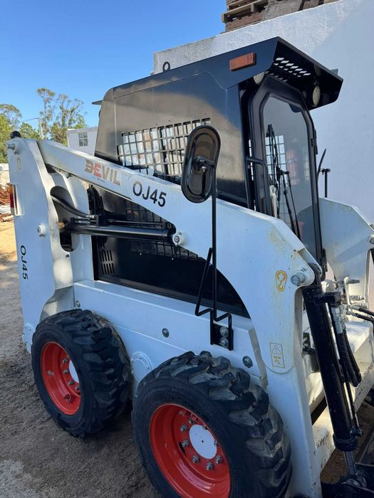 venda pá carregadora bobcat Devil OJ45 - 105h de uso como NOVA. Balde NOVO reforçado - OPORTUNIDADE