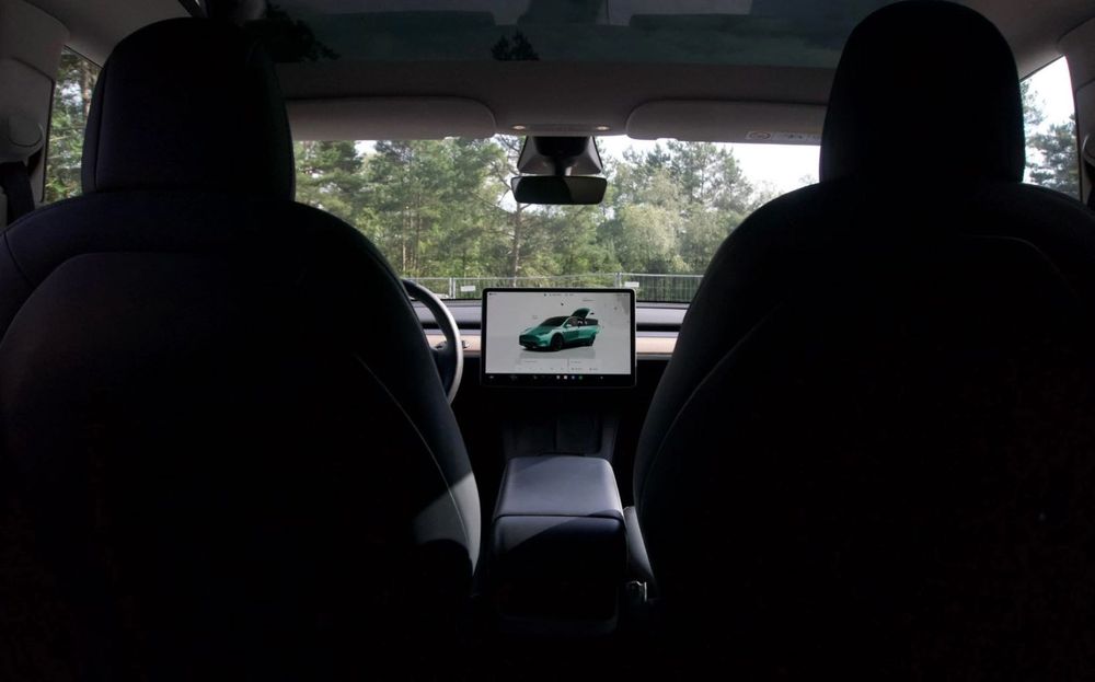 Tesla Model Y Long Range Dual Motor