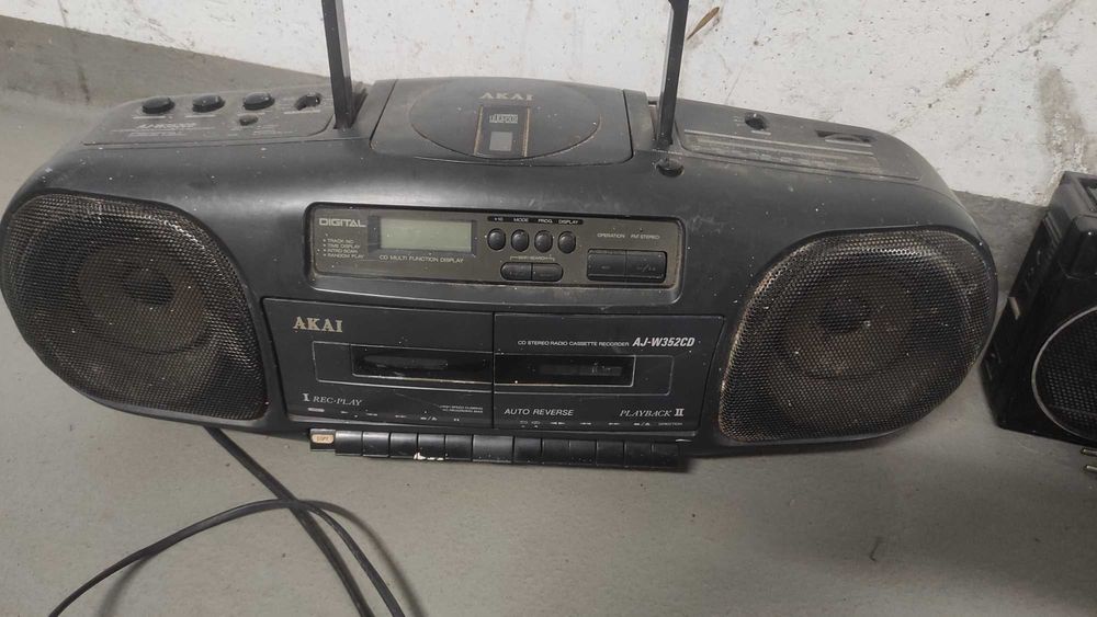 Radio AKAI AJ-W352CD niesprawdzane