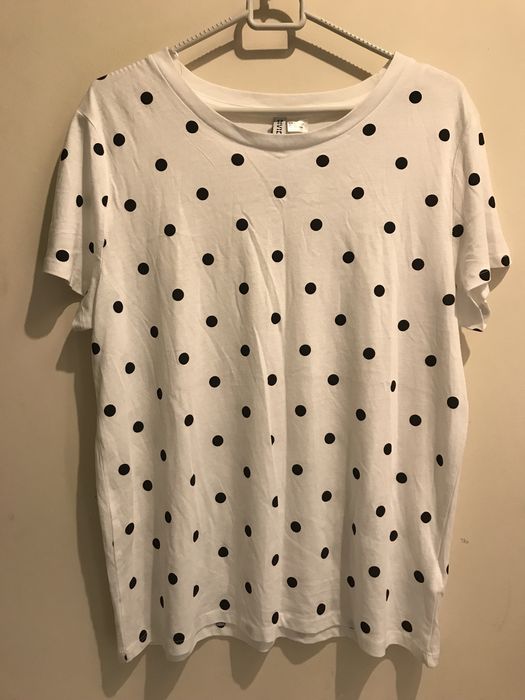 Biała bawełniana  bluzeczka w czarne kropki z krótkim rękawem H&M